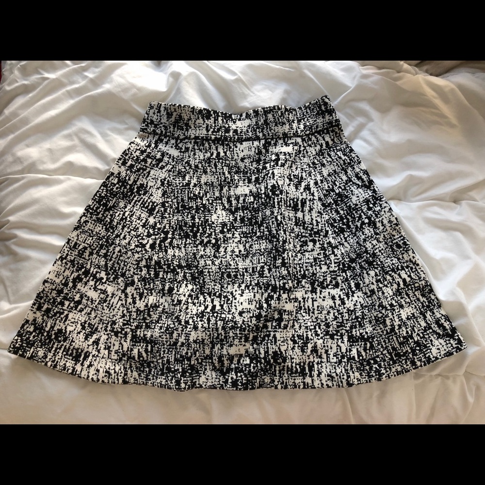 (LIKE NEW) Theory Two Piece Set (2/2)